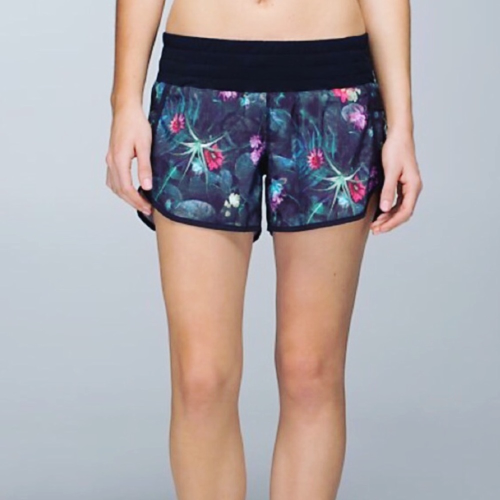 🆕 [ RARE Lululemon ] Curious Jungle Tracker